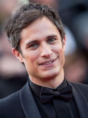 Le Grand Retour de Gael Garcia Bernal à Paris: Un Concert Electrique et un Hommage Touchant au Cinéma Mexicain!